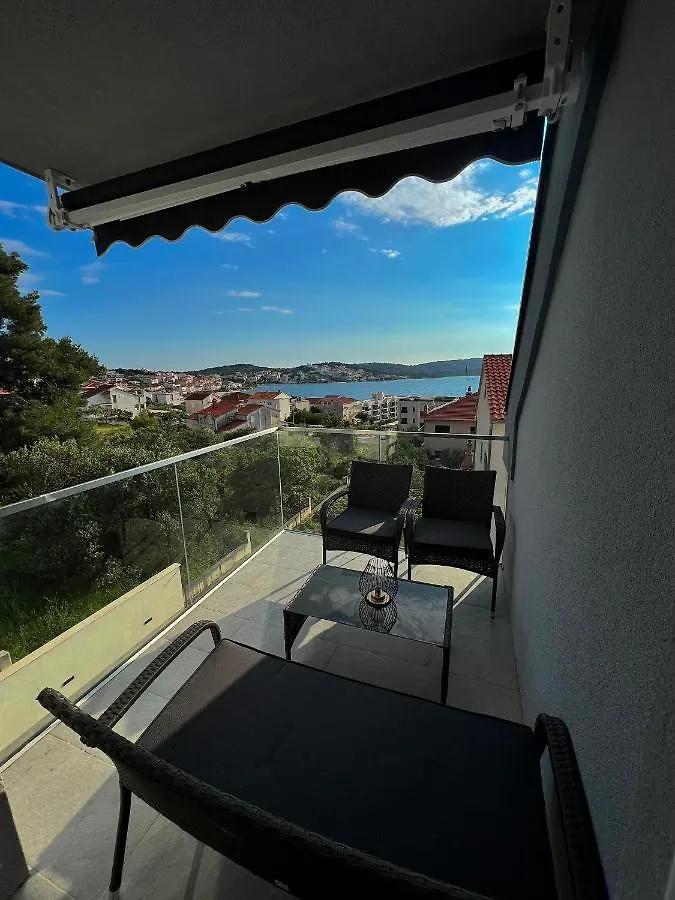 Carpe Diem-M Trogir Kroatien