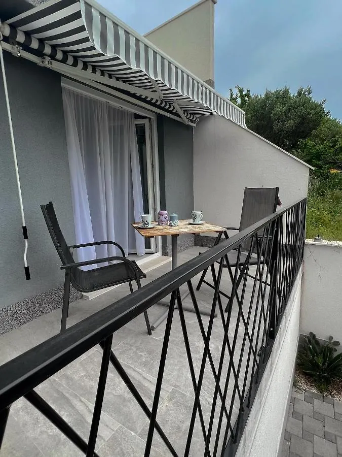 Apartment Carpe Diem-M Trogir